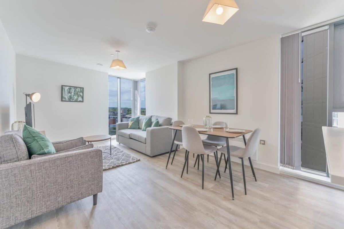 Stunning 2 Bed Apartment In Central Birmingham Exterior photo