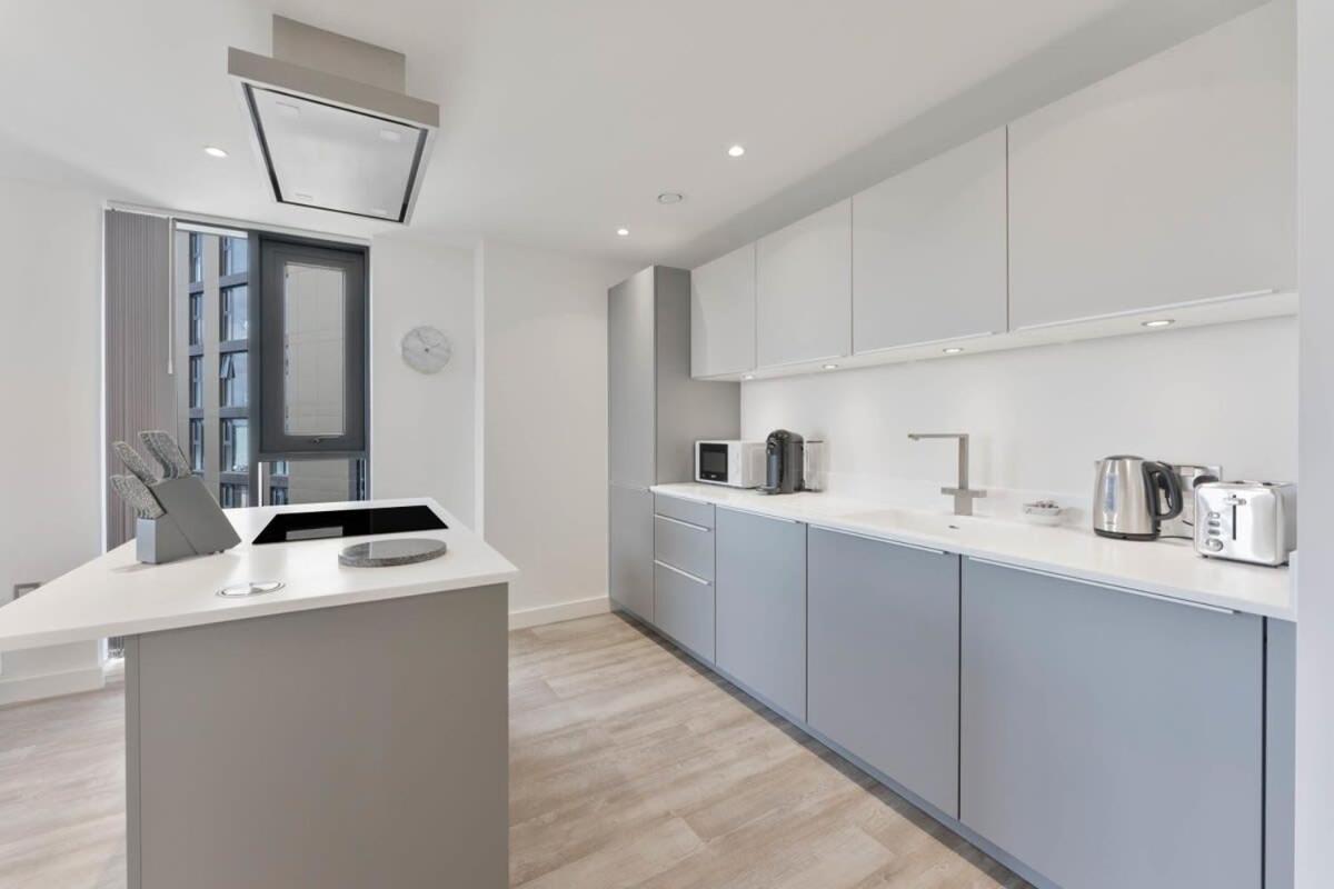 Stunning 2 Bed Apartment In Central Birmingham Exterior photo